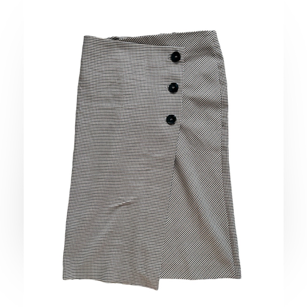 Zara, houndstooth calf length skirt, size large